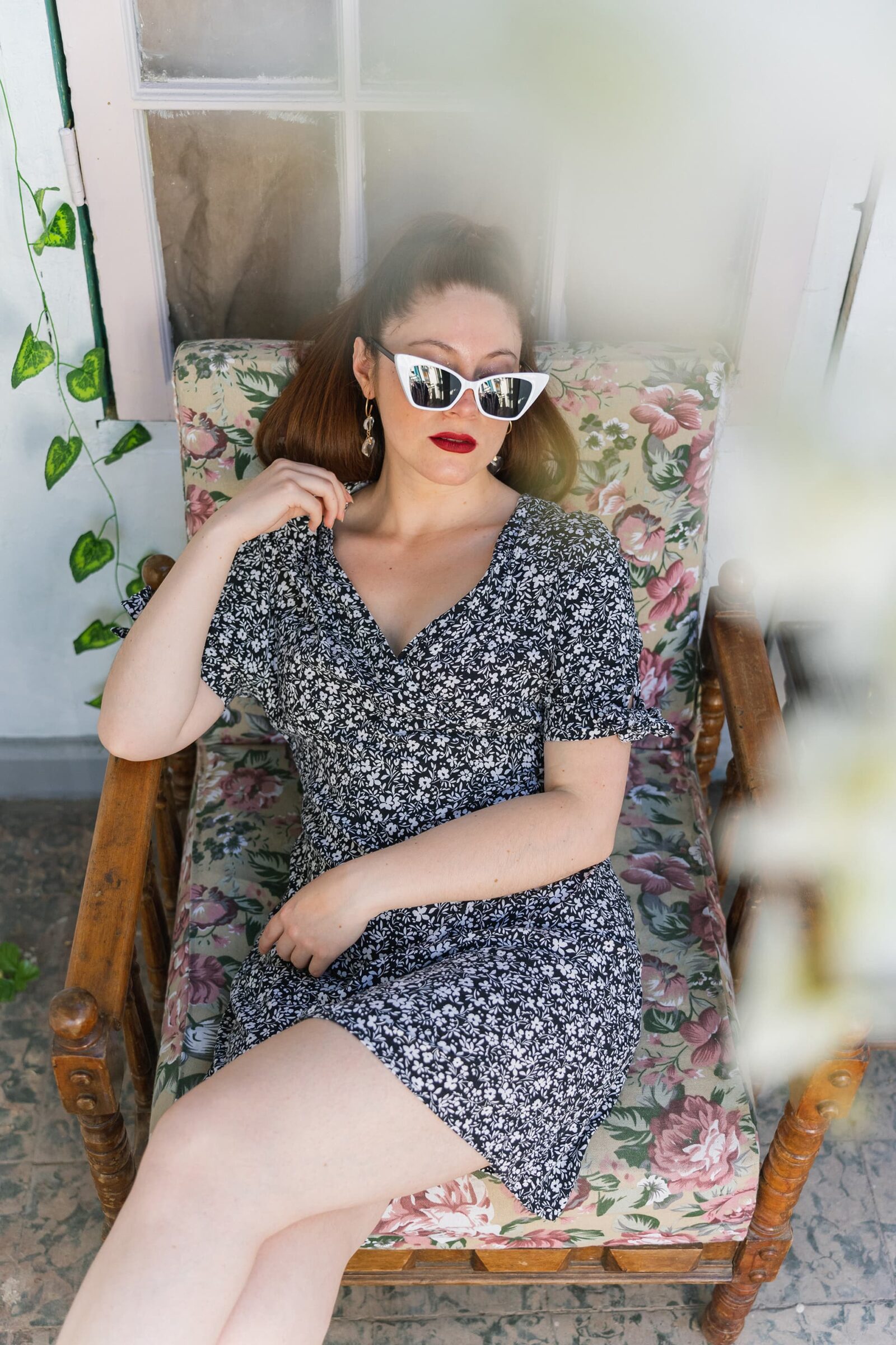 Aokigahara Scarlett - Valentina Godoy Photography