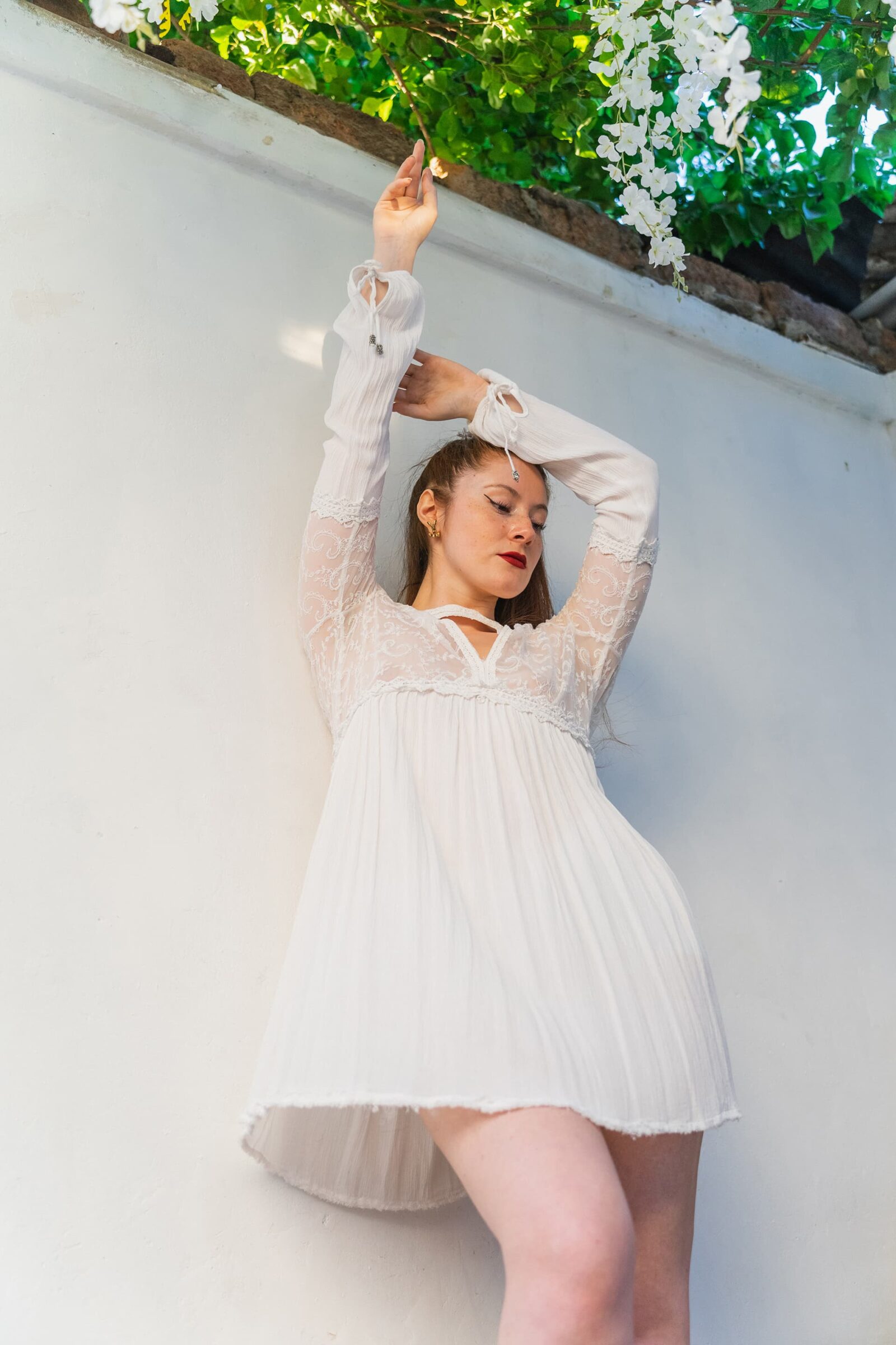 Aokigahara Scarlett - Valentina Godoy Photography